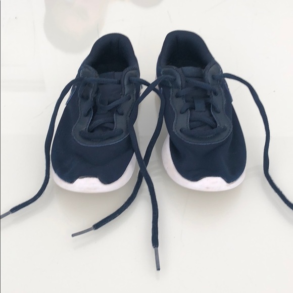 sneakers for boys nike